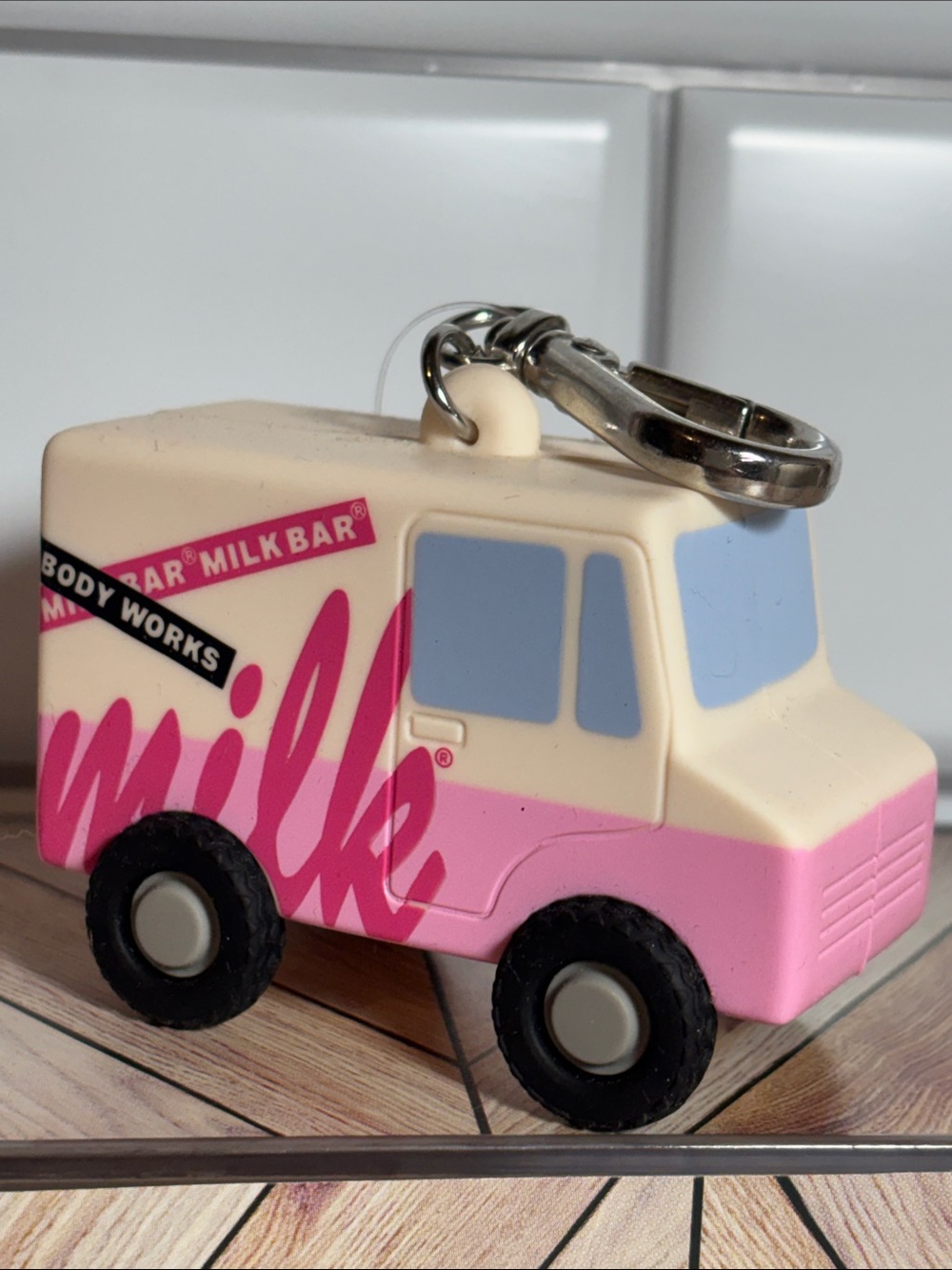 Bath & Body Works🍦Milkbar Truck Pocketbac Holder!
